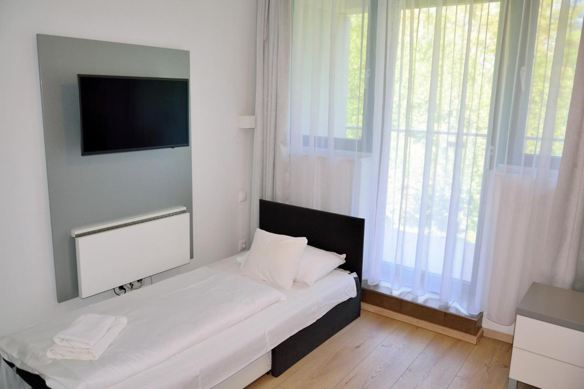 Hotel Tok *